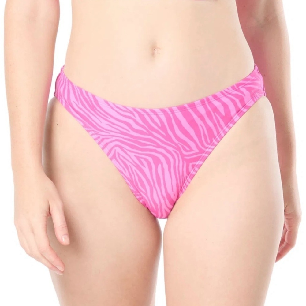 NWT MICHAEL Michael Kors
Women's Classic Animal-Print Bikini Bottom Large
